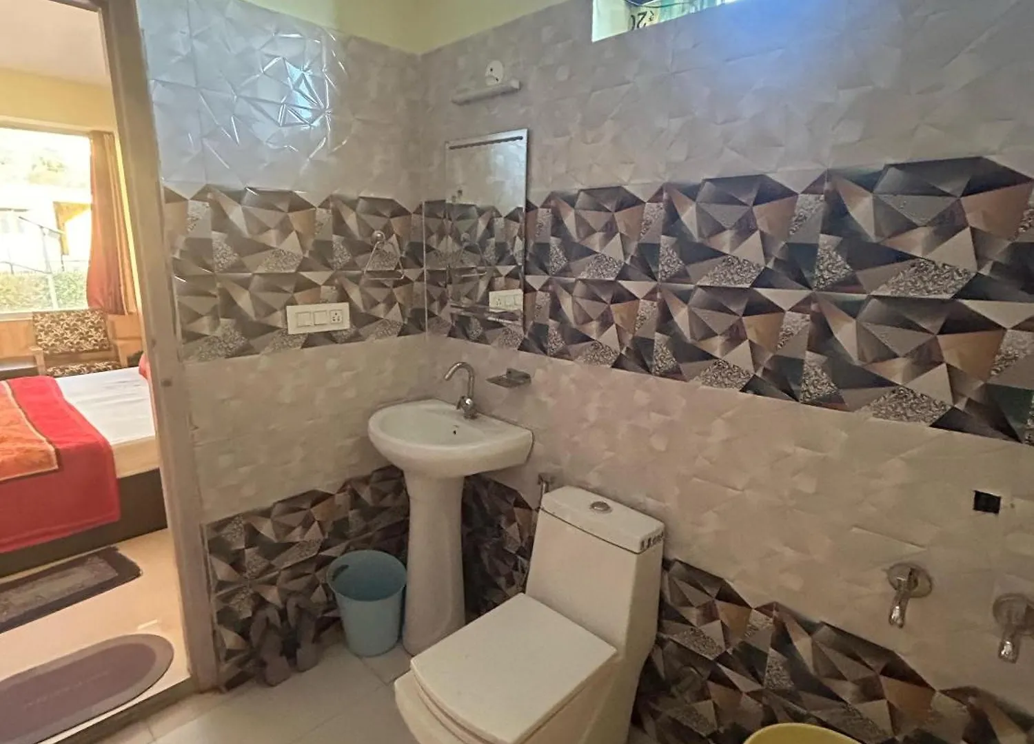 Hotel Shimla Hills A Unit Of Kamaksha Travels 심라