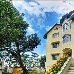 Hotel Summit Le Royale Hotel,, Shimla